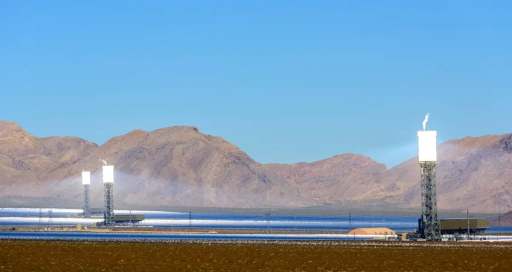 Harnessing Solar Power at Night The Revival of Concentrated Solar Power