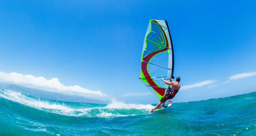 windsurfing