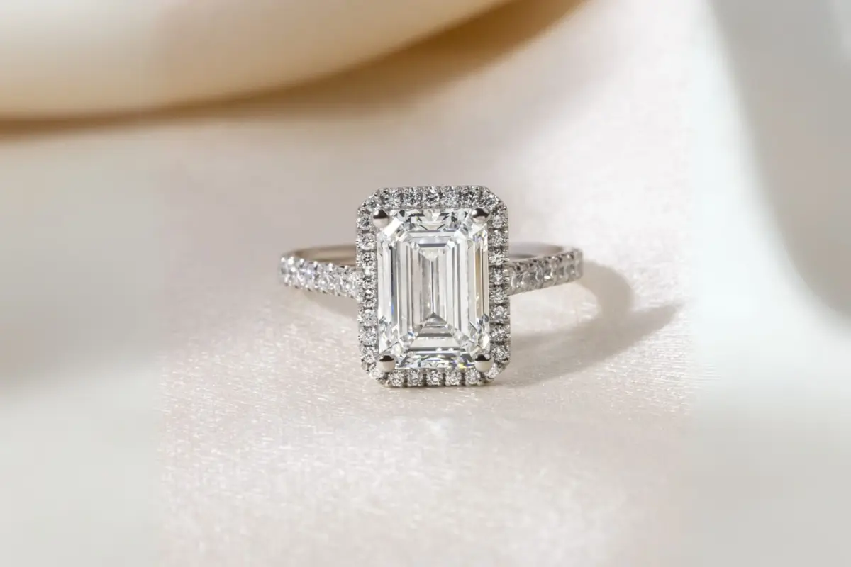 How to Add a Personal Touch to a Vintage Engagement Ring